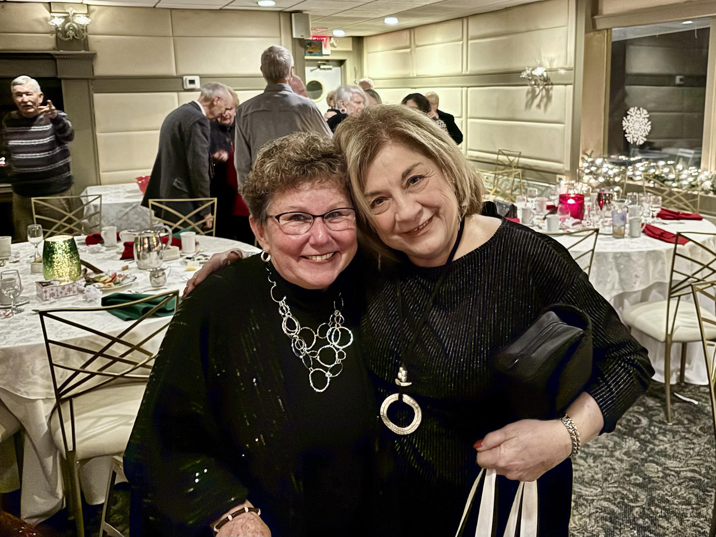 Cranberry Creek Singles Group 2024 Holiday Party